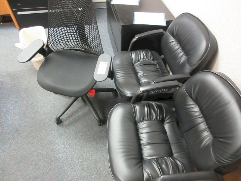 Rolling Office Desk Chair and 2 Side Chairs- Auction Item
