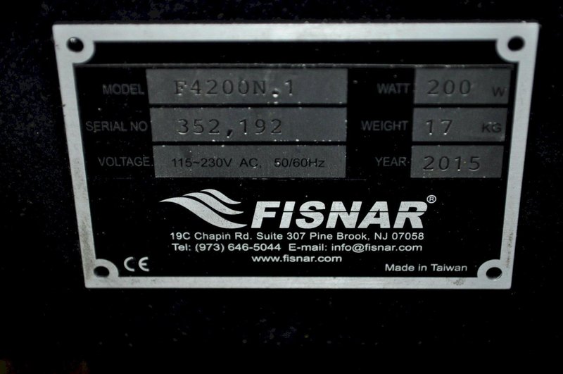 FISNAR F4200N.1 COMPACT BENCHTOP ROBOT DISPENSER WITH TEACH