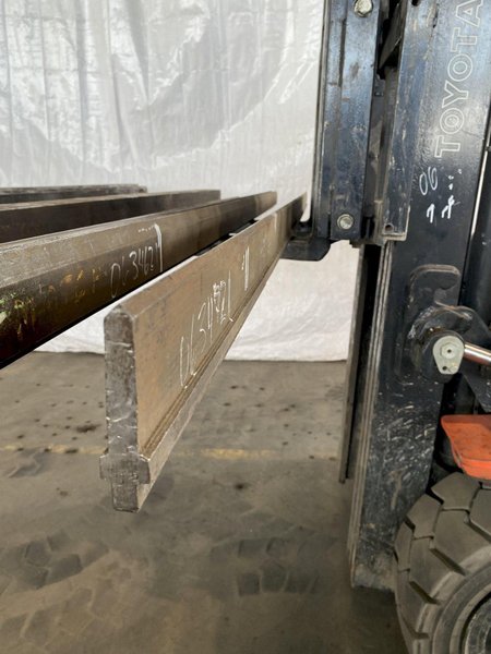 9&#039;4&quot;(113&quot;) PRESS BRAKE BOTTOM MALE 90 DEGREE V DIE. STOCK # 0634721