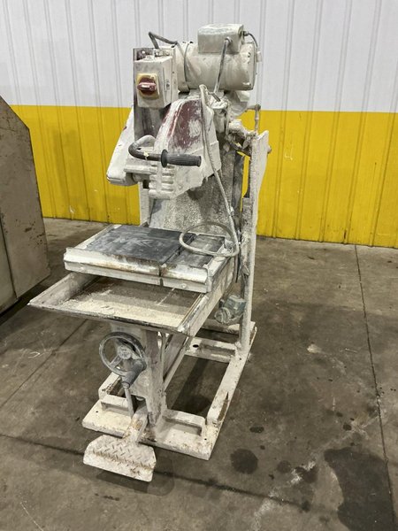 7.5 HP X 20" MK WET BRICK AND BLOCK SAW: YOBRO #25031