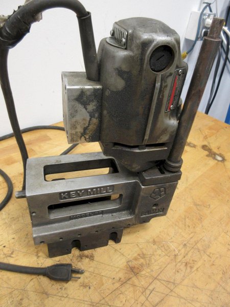 Climax Key Mill, Model 87, with Bolt Down Hardware, Portable Key Way Mill for Round Stock- Auction Item