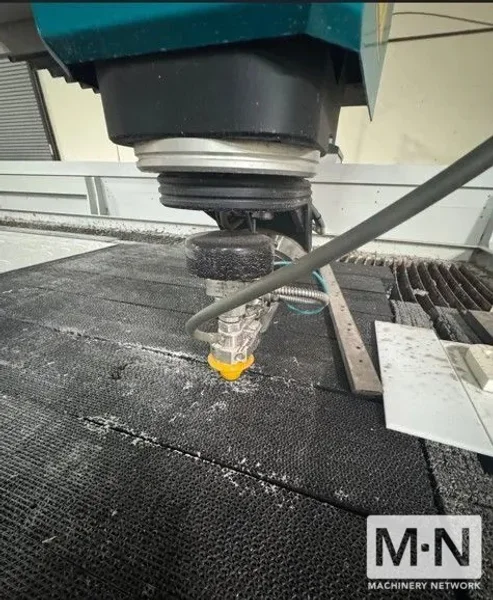 2021 FLOW MACH 200 4020 PIVOT 5-AXIS CNC WATERJET - LOW HOURS