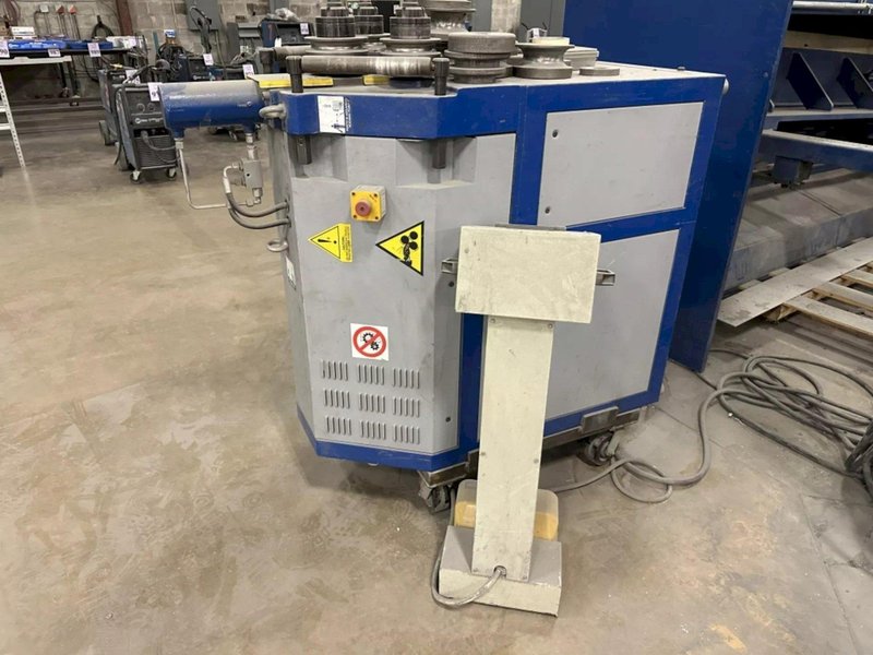 2.5" X 2.5" TAURING MODEL #BS50 POWERED ANGLE BENDING ROLL: YORBO #24869