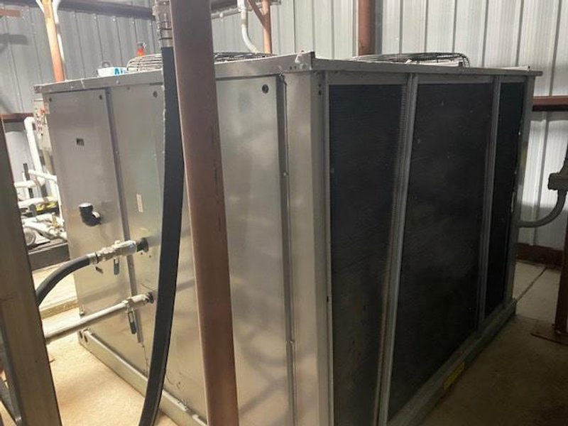 Isolate Systems CDMH.200-2X-2F Botanical CO2 Extraction System, 2021 – Less than 40 Hours