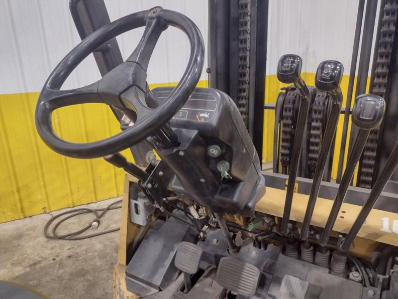 10,000 LBS CATERPILLAR MODEL #GC45KSWB FORKLIFT: YOBRO #25703