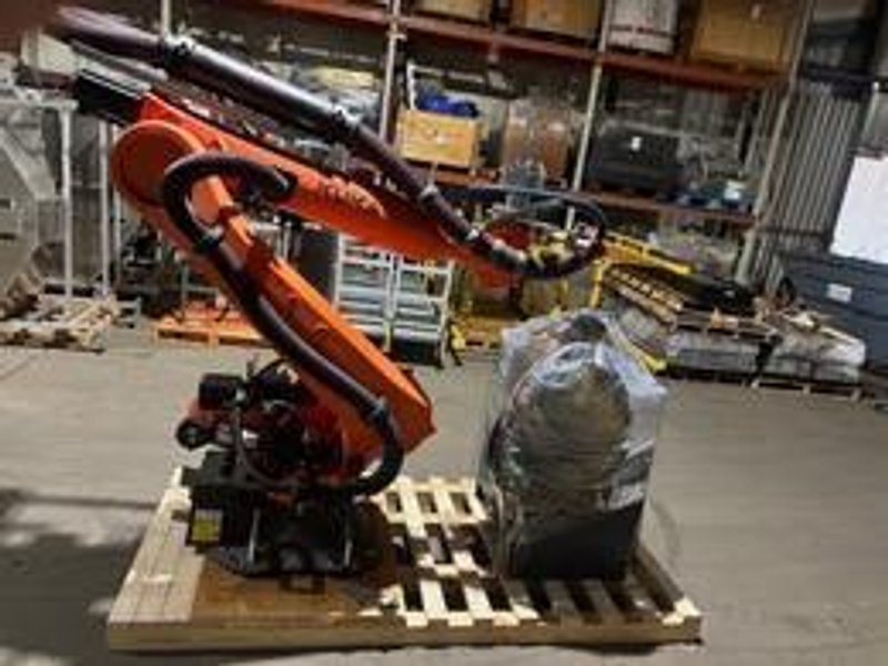 Kuka KR 120 R2700-2 / FLR Robot System w/ KR C4 NA UL Cabinet Controller, 2021