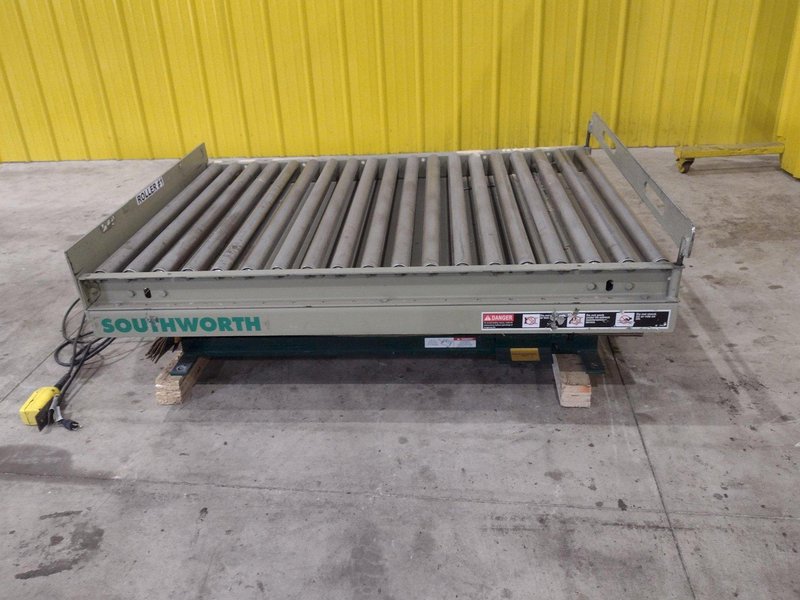 3800 LBS X 60" X 42" SOUTHWORTH MODEL #LS4-36 HYDRAULIC SCISSOR LIFT TABLE WITH ROLLER TOP, 110 VOLT: STOCK #20882