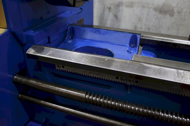 TARNOW ENGINE LATHE: STOCK #76223