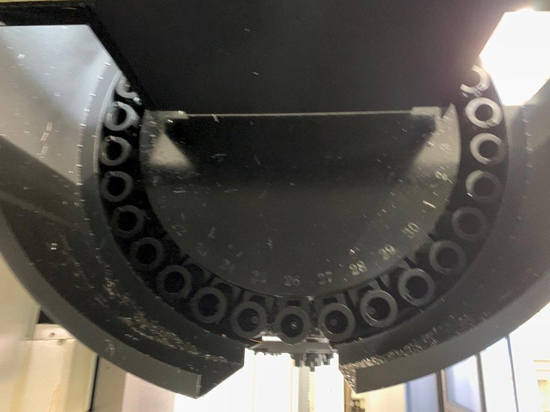 2014 DOOSAN MYNX 5400 with Chip Conveyor Vertical Machining Center
