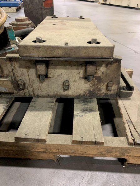 Dallas Industries Pull Thru Coil Straightener 18" Wide