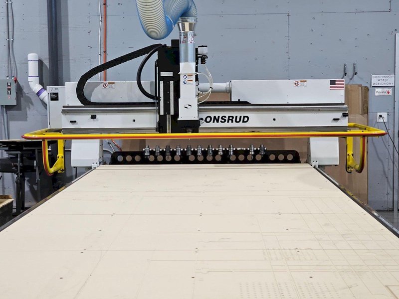 7′ x 17′ CR Onsrud 5100M12 CNC Router, 2019 – Tool Changer, Fanuc Control System, Automation Intelligence