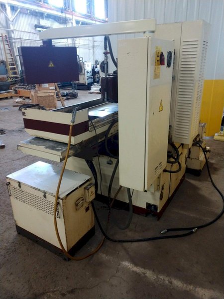 16&quot; X 32&quot; CHEVALIER MODEL #FSG1632AD HORIZONTAL 3 AXIS SURFACE GRINDER: STOCK 12711