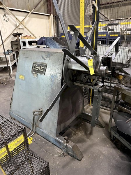 6,000 LBS X 12" COLT MODEL #CR60 CENTERING REEL: YOBRO #24296