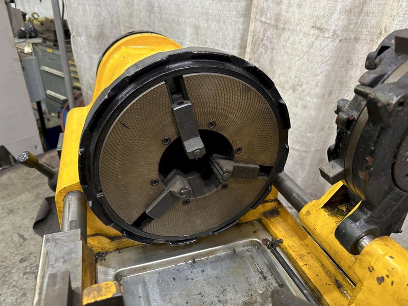 4" HANGZHOU MODEL 100E PIPE &amp; BOLT THREADER: STOCK #77948