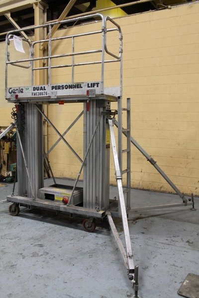 30' GENIE MANLIFT PLATFORM: STOCK #59203