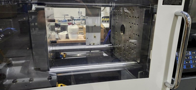 110 Ton 8.1 oz Shot Size Toshiba Shibaura EC110SXIII Electric Injection Molding Machine, 2023 – Dual Air Blow, Robot Interface