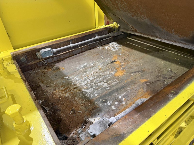 30" X 36" SELCO MODEL #HSO-107-A AUTO-TIE HORIZONTAL HYDRAULIC BALER: YOBRO #24559