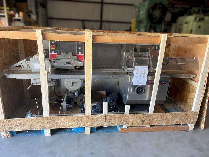 Redpack Horizontal Flow Wrapping NTS 2021 Extended Infeed 10&#039; equipped with Herma 500 Premium Label Applicator