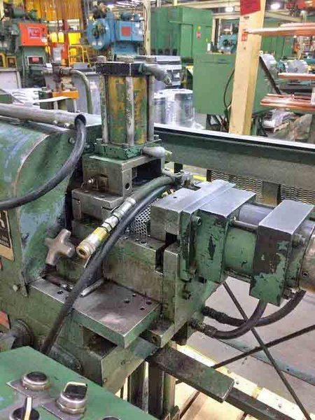 Tube Straightener &amp; Cutoff, Oak, 1.125&quot; Dia.
