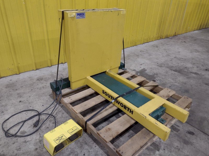 2,000 LBS SOUTHWORTH MODEL #2TU2-89 CONTAINER TILTER: STOCK #23523