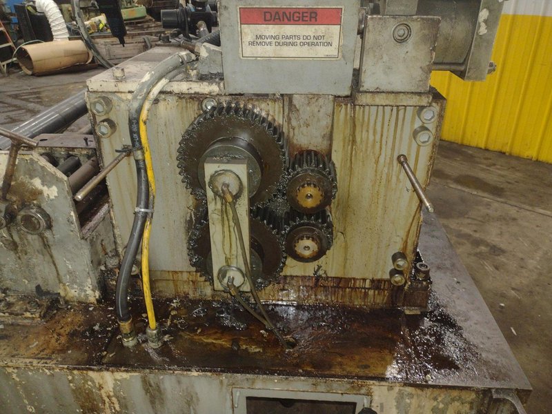 36" COE SERVO FEEDER: YOBRO #24891