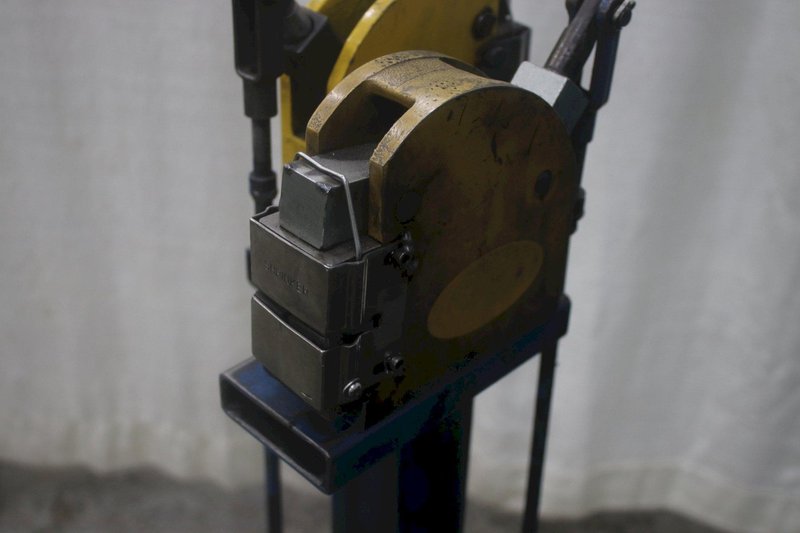 BAILEIGH METAL SHRINKER: STOCK #75168