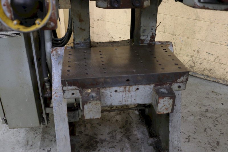 27 TON SOUTHBEND OBI FLY WHEEL PRESS: STOCK #68392