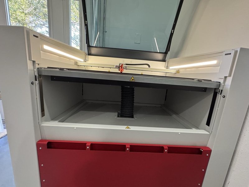 80 Watt Trotec Speedy 360  CO2 Laser Engraver, 2022 – 32″ x 20″ Bed, Dust Collector