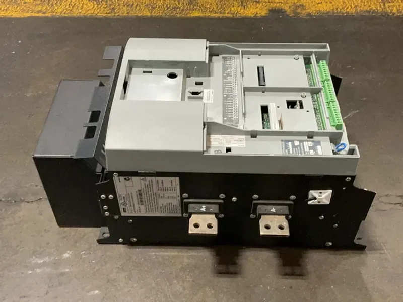 PARKER DC MOTOR SPEED CONTROLLER  -  590P-53327031-P00-U4V0