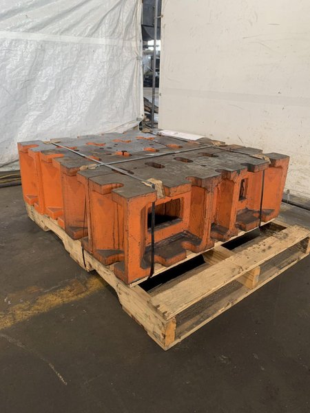 9&quot; WIDE X 35&quot; LONG X 12&quot; TALL PARALLEL RISER SET. STOCK # 0995824