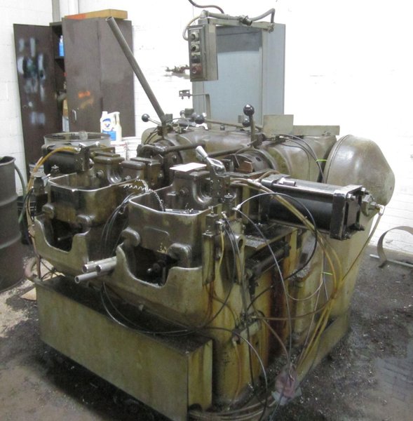 2 SPINDLE x 1.25" LANDIS THREADER / THREADING MACHINE: YOBRO #24699