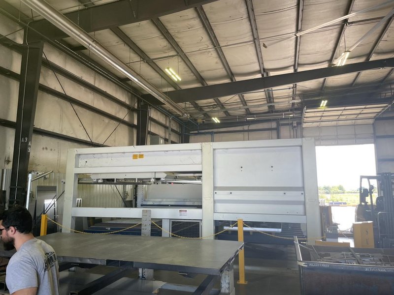 3,000 Watt Trumpf Trulaser 3040 CNC Fiber Laser, 2016 – 5′ x 12′ Table &amp; Automation