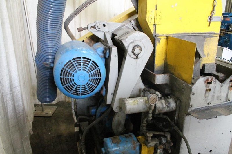 20' UNION CARBIDE POWER FEED ABRASIVE SAW: STOCK #65060