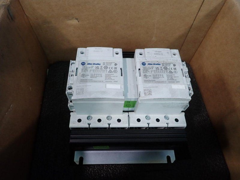 ALLEN BRADLEY 75KW REVERSING CONTACTOR   -  104-E116KD22