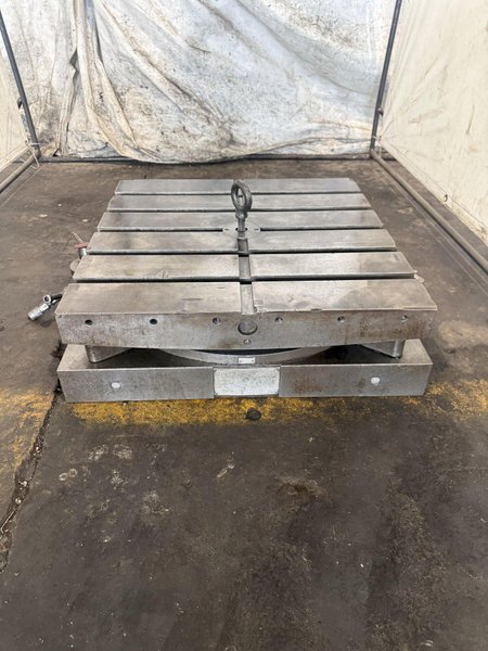 24" X 24"  DEVLIEG AIR LIFT ROTARY TABLE. STOCK # 0220926