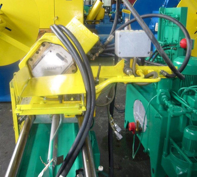 25 TON (EST) DREISTERN HYDRAULIC TRAVELING CUT OFF PRESS: STOCK 61349