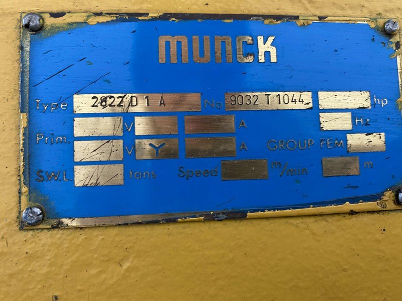 3 TON MUNCK TOP RUNNING TROLLEY HOIST. STOCK # 0314822