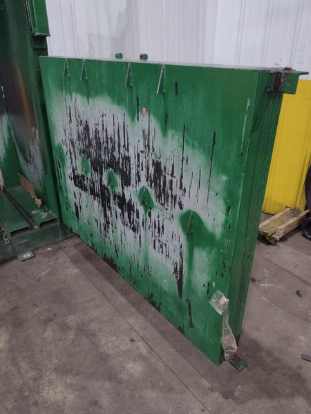 30" X 48" PTR MODEL #3400HD HYDRAULIC VERTICAL BALER: YOBRO #25712