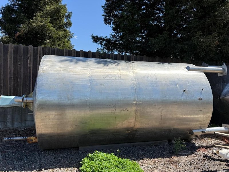 6,000 Gallon Stainless Steel Tank – Two of Two