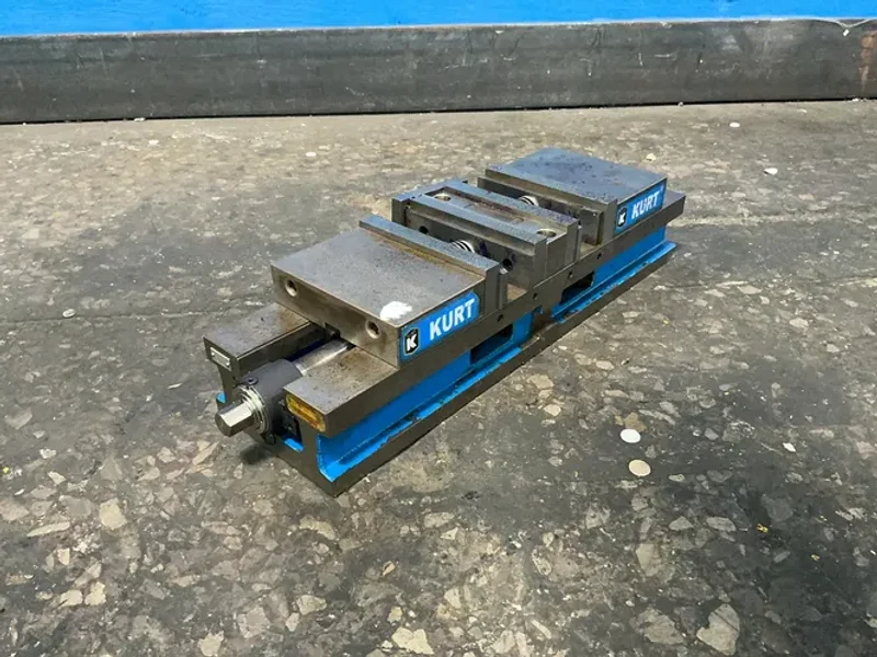 Kurt 6”  6” Vise