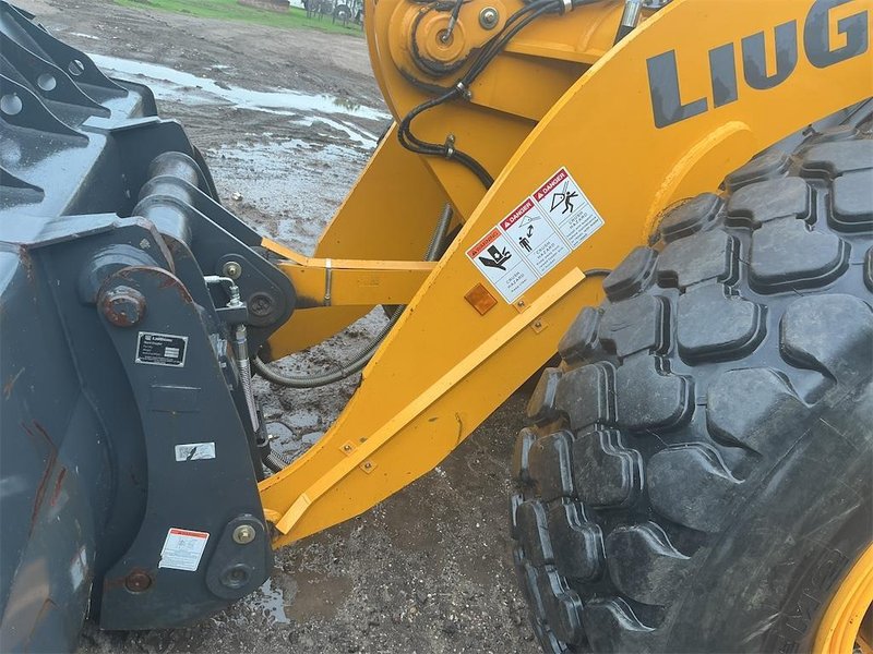 2023 LIUGONG 838 HV