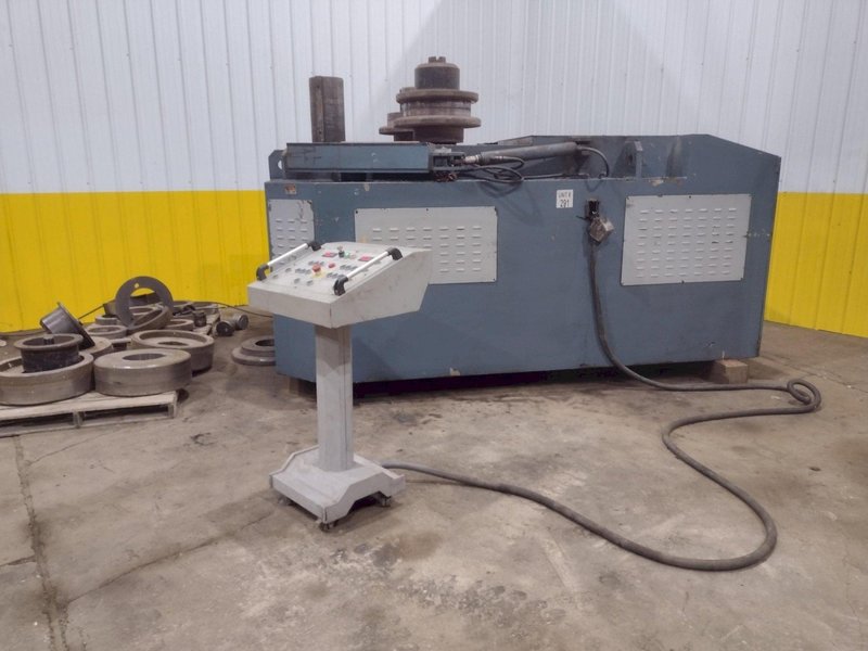 6" X 6" X 3/4" DURMA MODEL #PBH240 HYDRAULIC ANGLE BENDING ROLL, NEW 2009: STOCK #16892