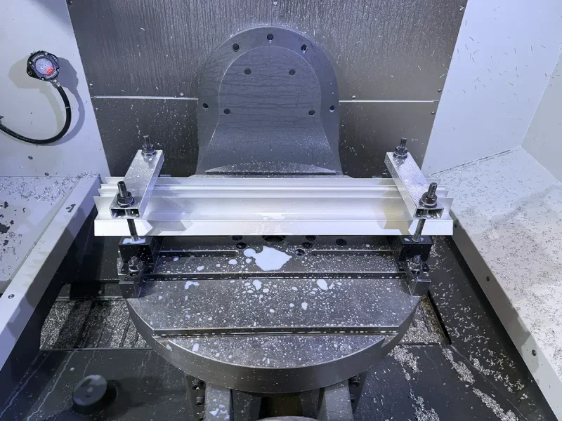2020 HAAS UMC-1000SS | Machining Centers, Horizontal, (5-Axis or More)