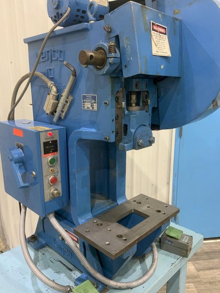10-TON KENCO MODEL 101-135-200 OBI PRESS: STOCK #81230