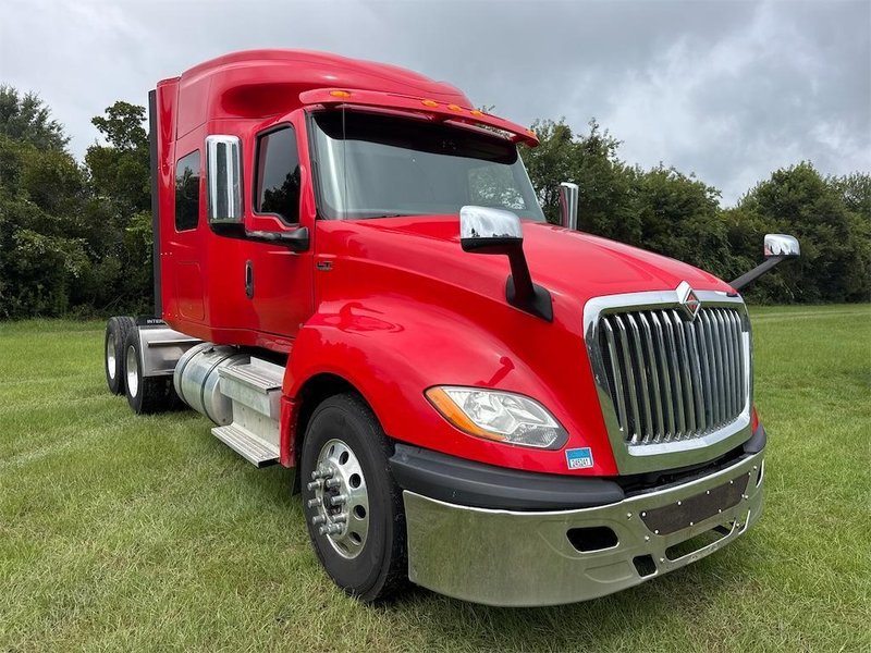 2019 International LT625 3HSDZAPR0KN125888