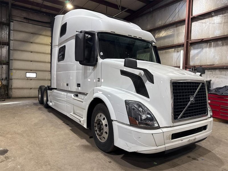 2018 Volvo VNL64T780