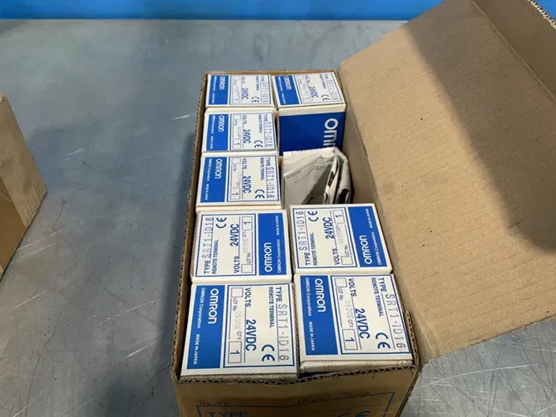 OMRON REMOTE TERMINAL   -  SRT1-ID16