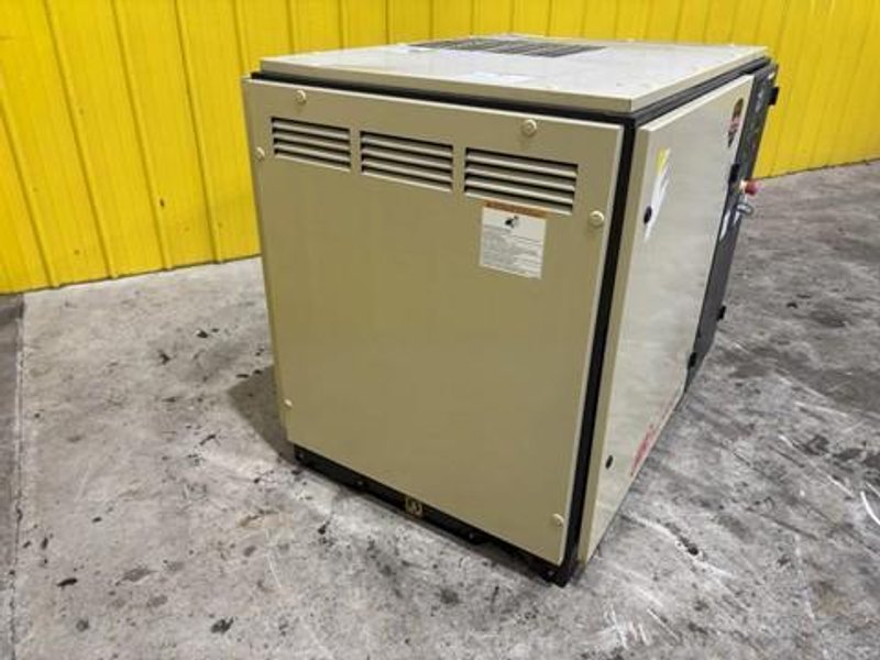 25 HP INGERSOLL-RAND ROTARY SCREW AIR COMPRESSOR, MODEL #SSR-UP6-25-125