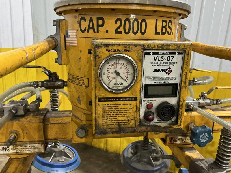2,000 LBS ANVER MODEL #VLS-07 SELF CONTAINED ELECTRIC POWERED VACUUM SHEET LIFTER: YOBRO #25322