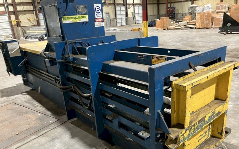 30&quot; X 36&quot; X 72&quot; BALEMASTER HORIZONTAL HYDRAULIC BALER: YOBRO #24585